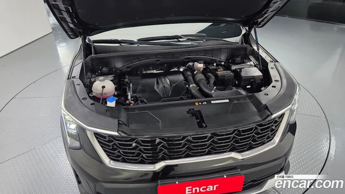 Kia Sorento — фото 5