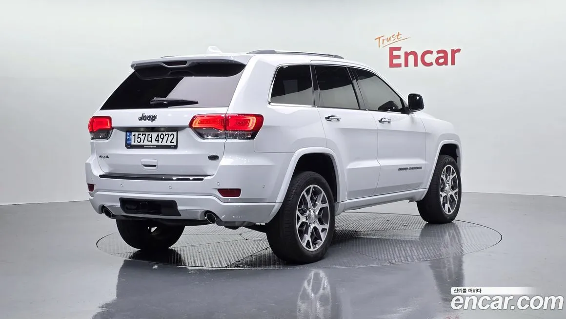 Jeep Cherokee — фото 6