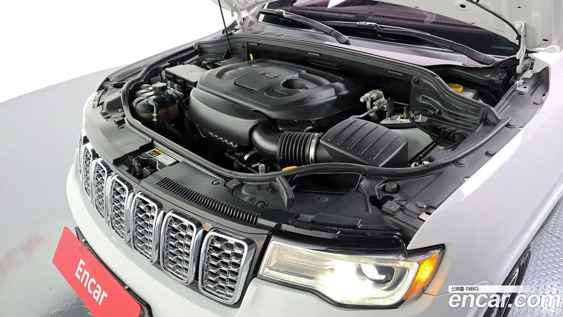 Jeep Cherokee — фото 10