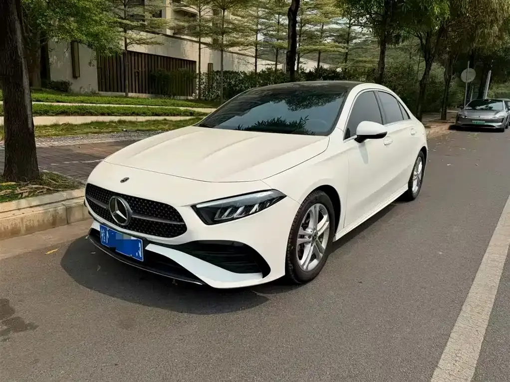 Mercedes-Benz A-Class — фото 1