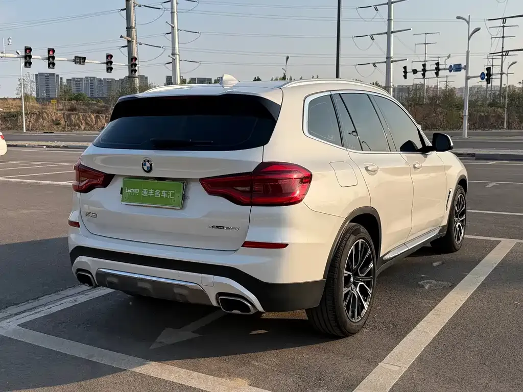 BMW X3 — фото 2