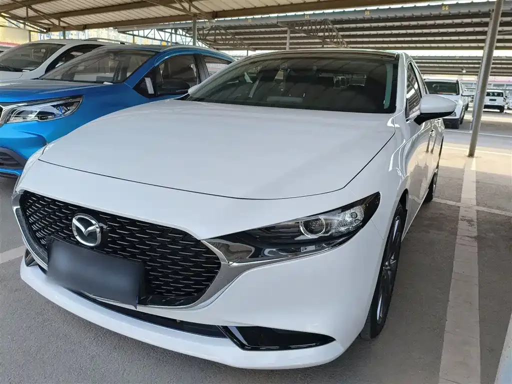 Mazda 3 Axela — фото 8