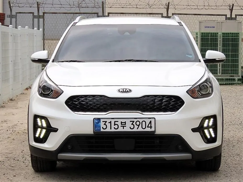 Kia Niro — фото 1