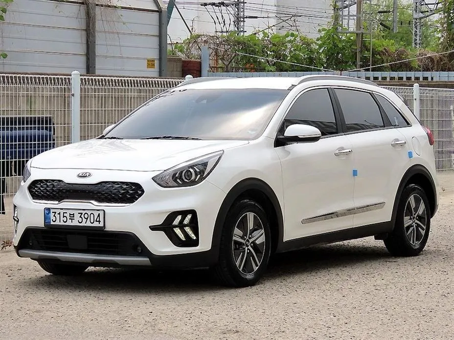 Kia Niro — фото 8