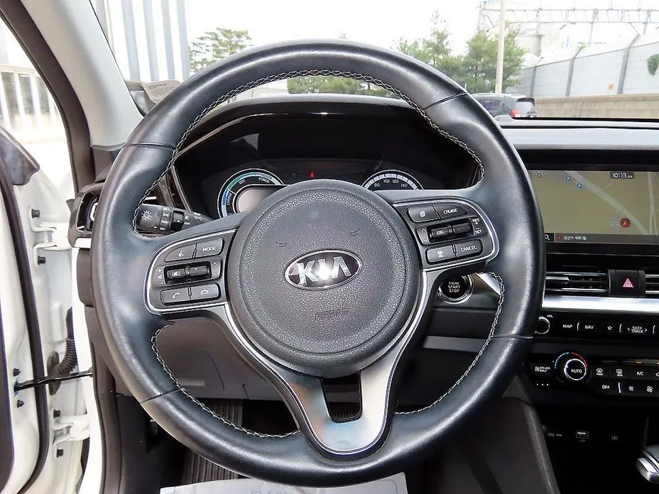Kia Niro — фото 6