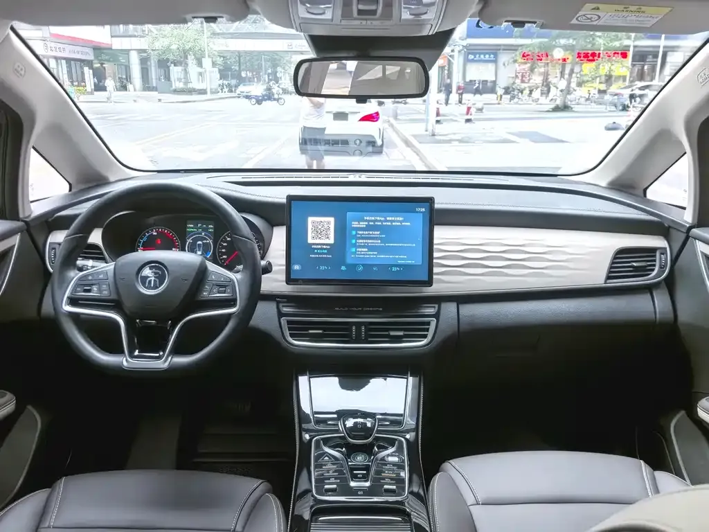 BYD MAX New Energy — фото 4