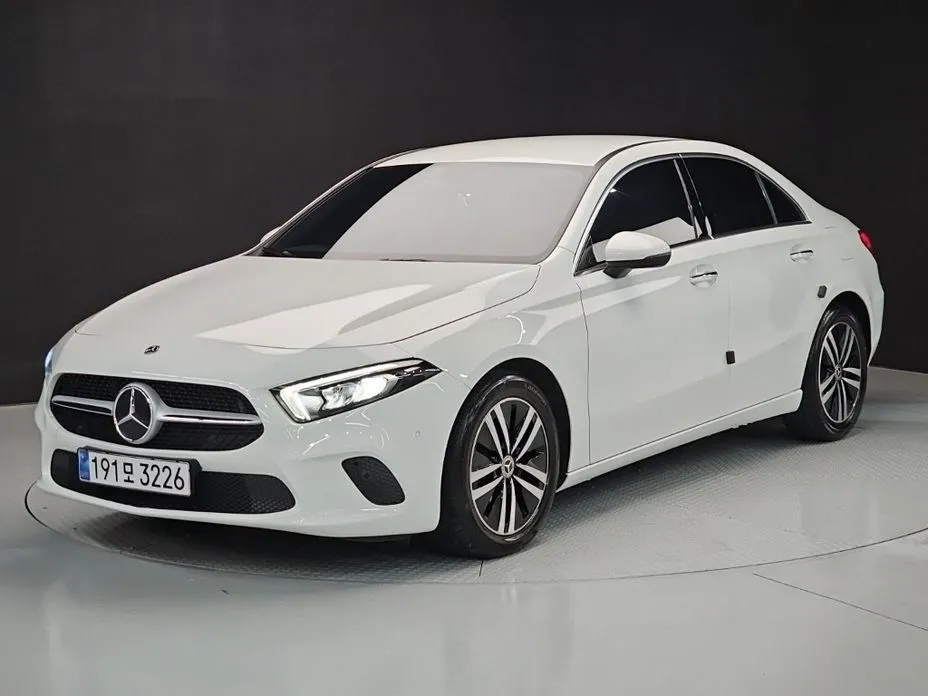 Mercedes-Benz A-Class — фото 1