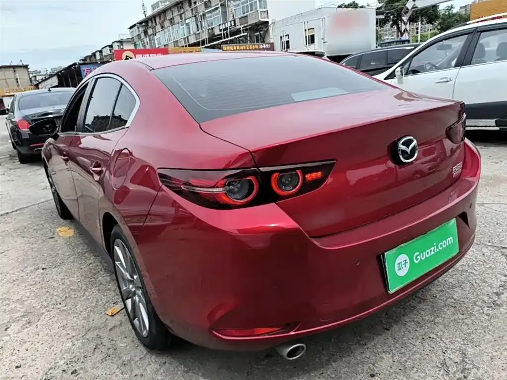 Mazda 3 Axela — фото 3