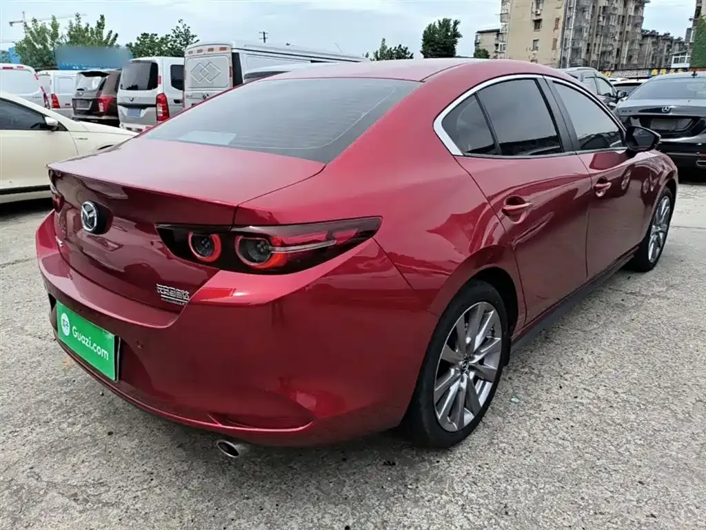 Mazda 3 Axela — фото 10