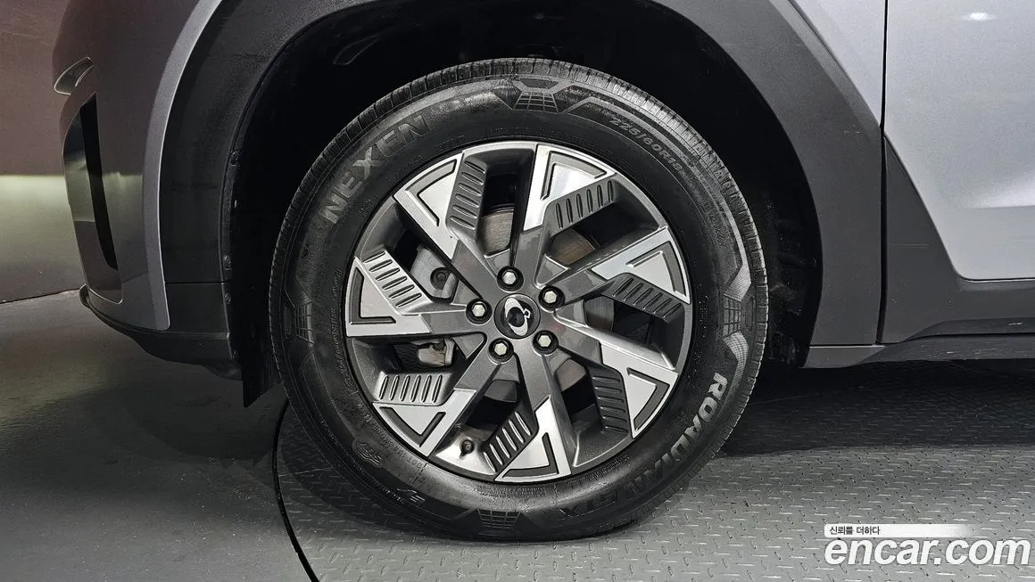 KG Mobility (Ssangyong) Torres — фото 7
