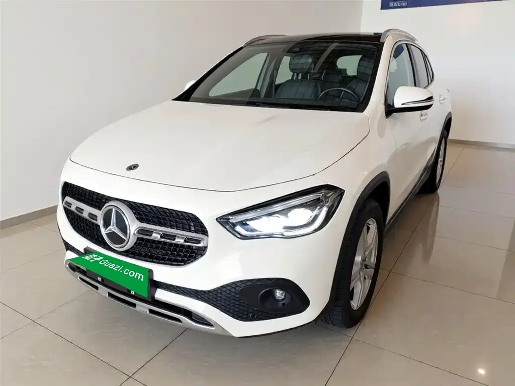 Mercedes-Benz GLA — фото 7