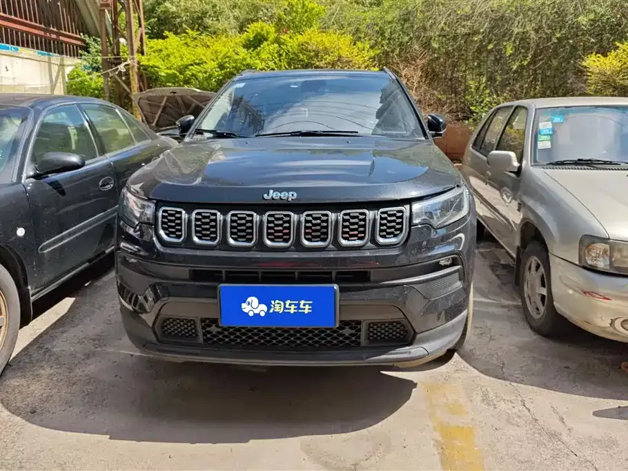 Jeep Compass — фото 5