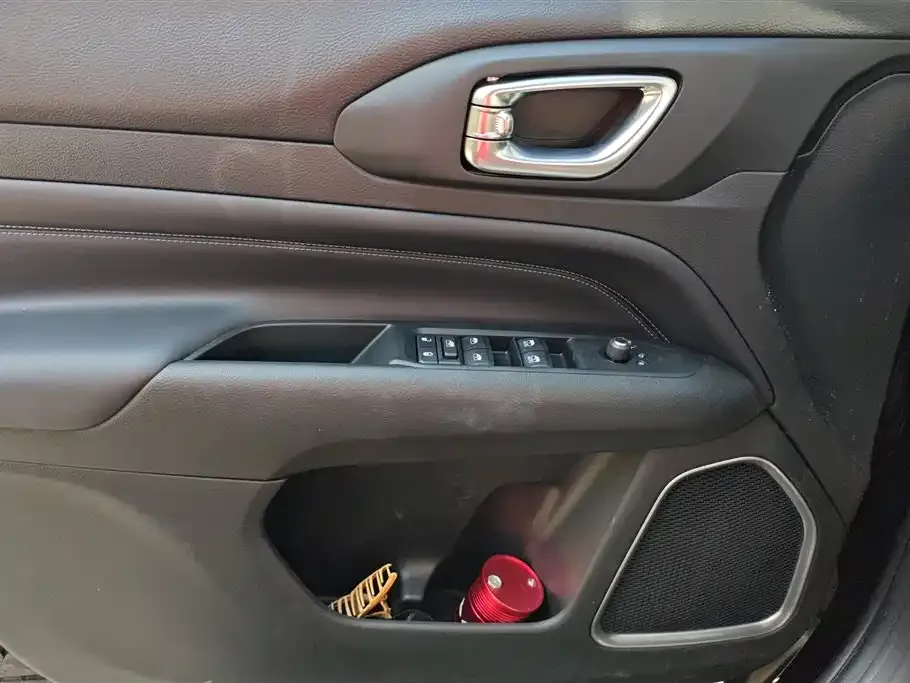 Jeep Compass — фото 2