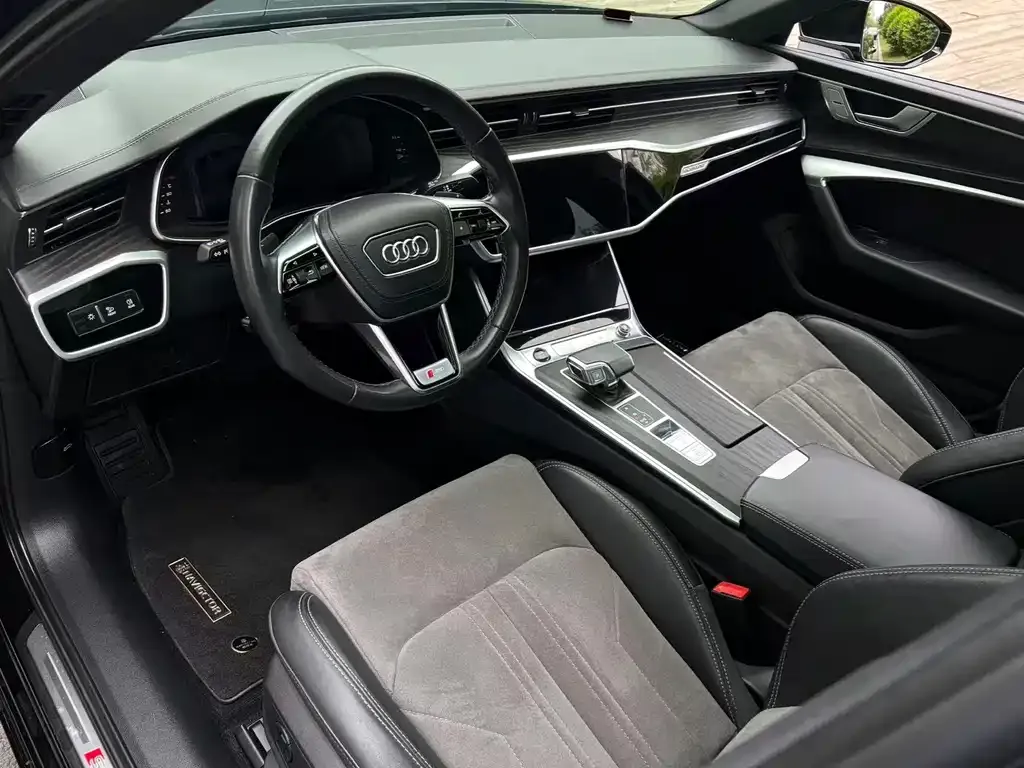 Audi A6L — фото 6