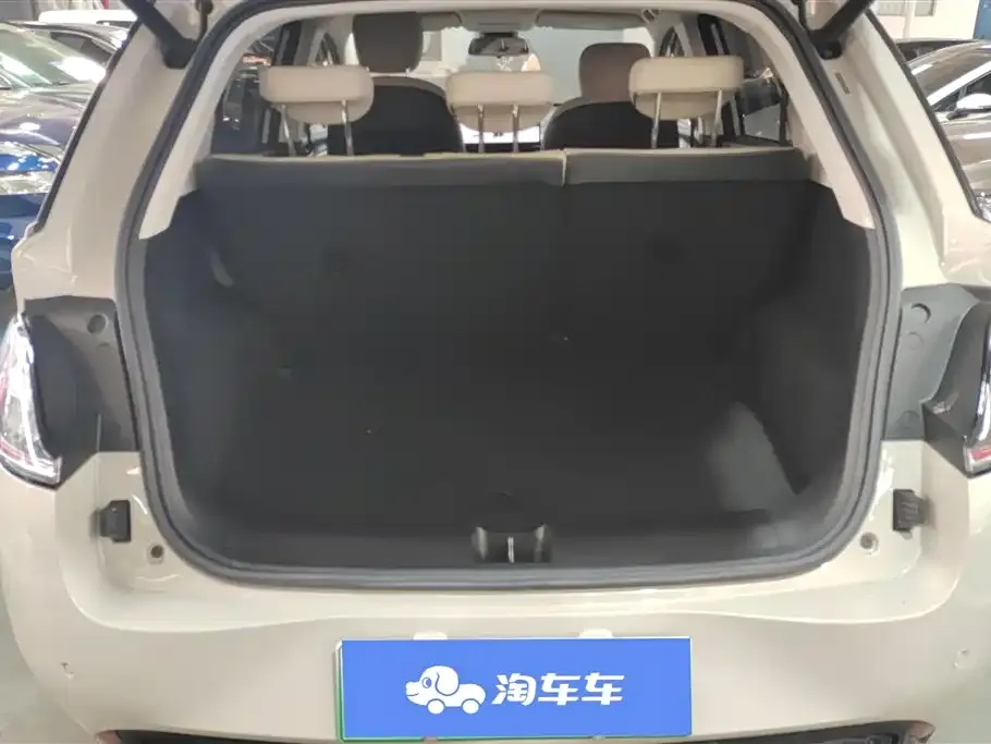 Baojun Yunduo — фото 6