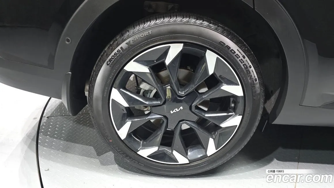 Kia Sorento — фото 7