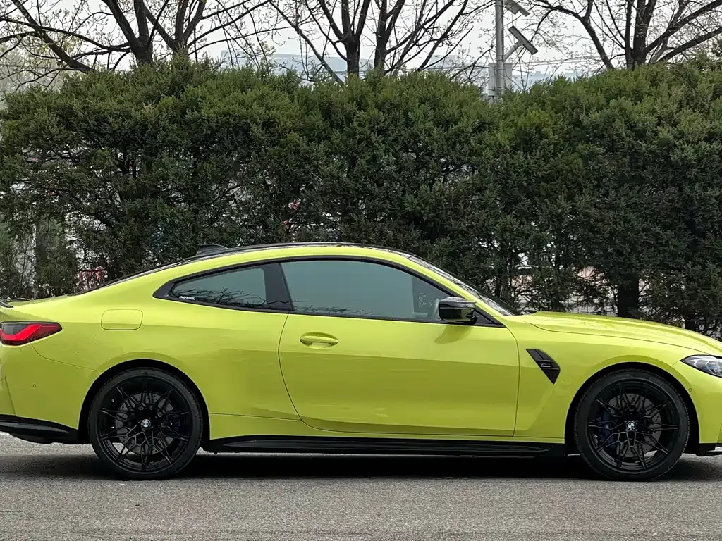 BMW M4 — фото 9
