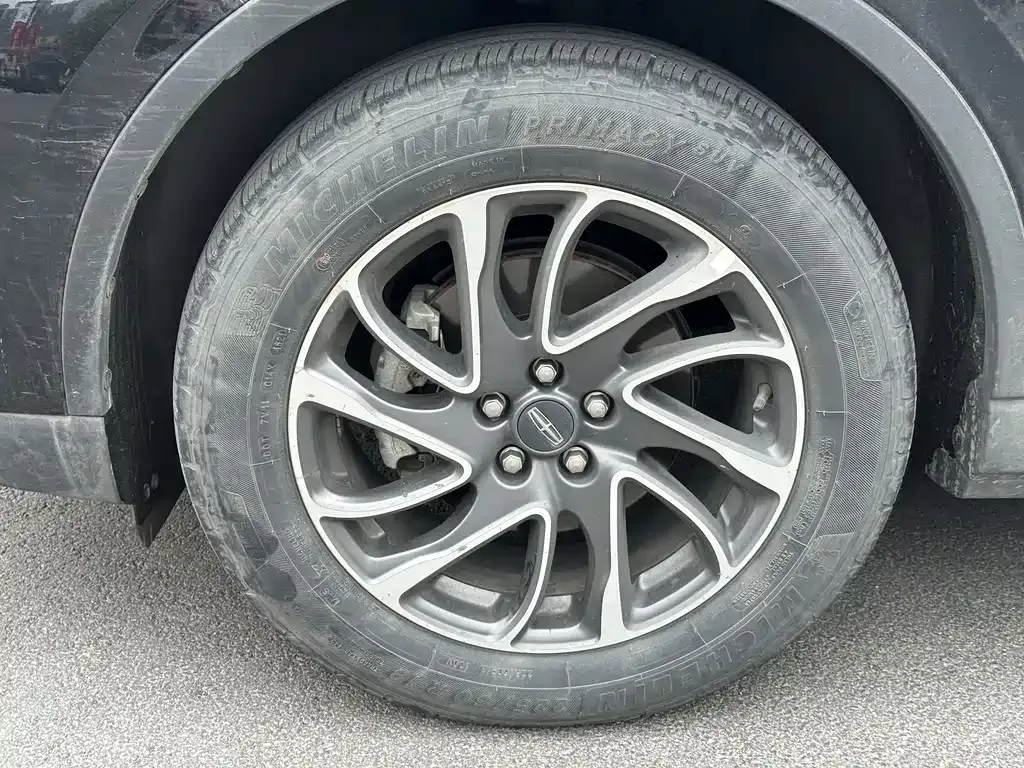 Lincoln Corsair — фото 10