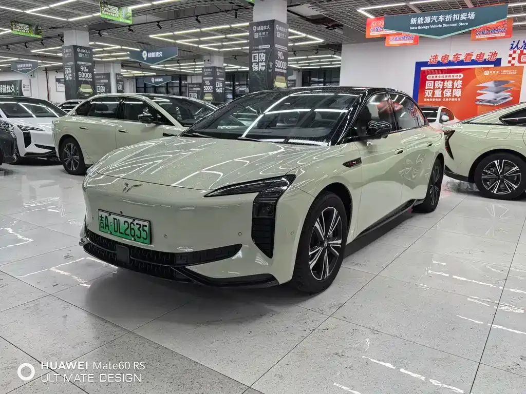 Hongqi EH7 — фото 1