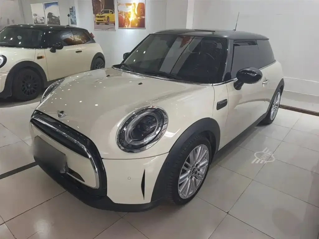 MINI Cooper (3-door) — фото 1