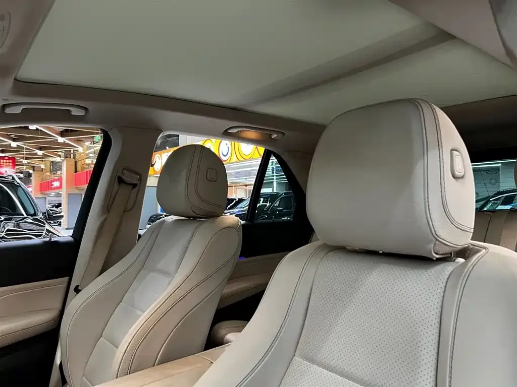 Mercedes-Benz GLE — фото 10