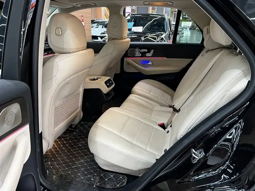 Mercedes-Benz GLE — фото 7