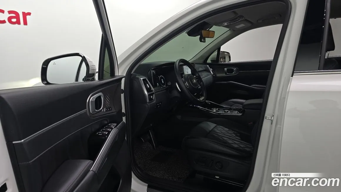 Kia Sorento — фото 10