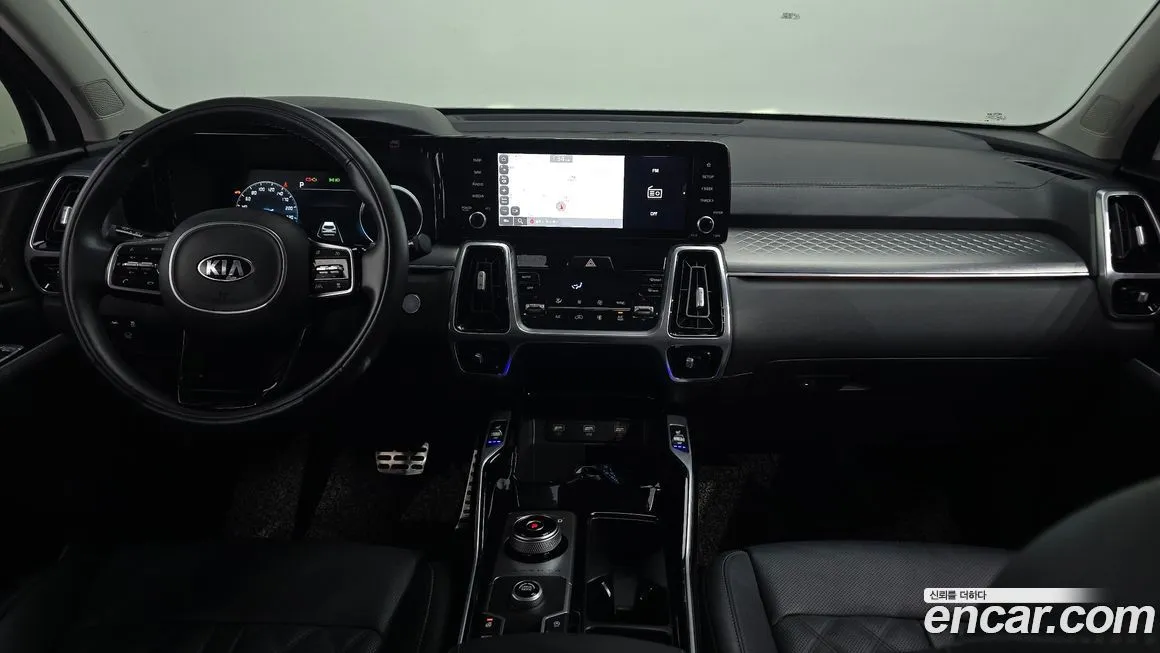Kia Sorento — фото 9