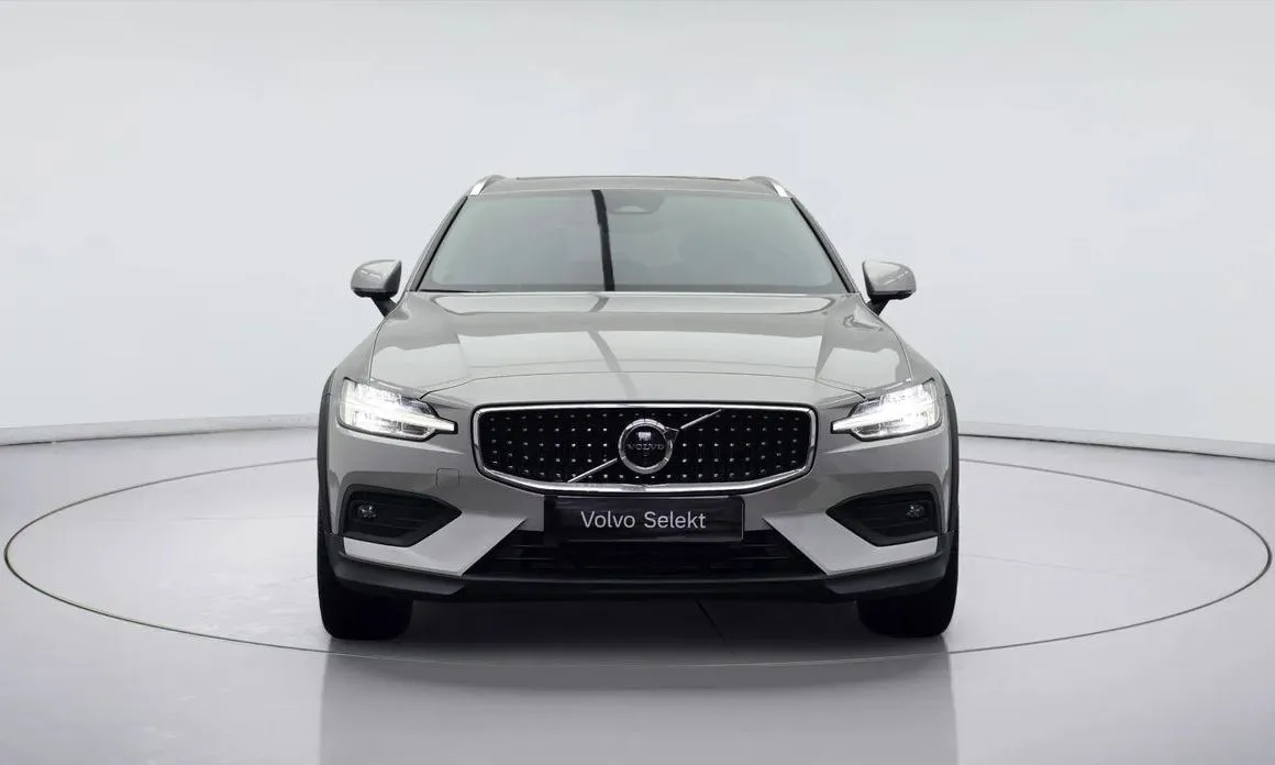 Volvo V60 — фото 5