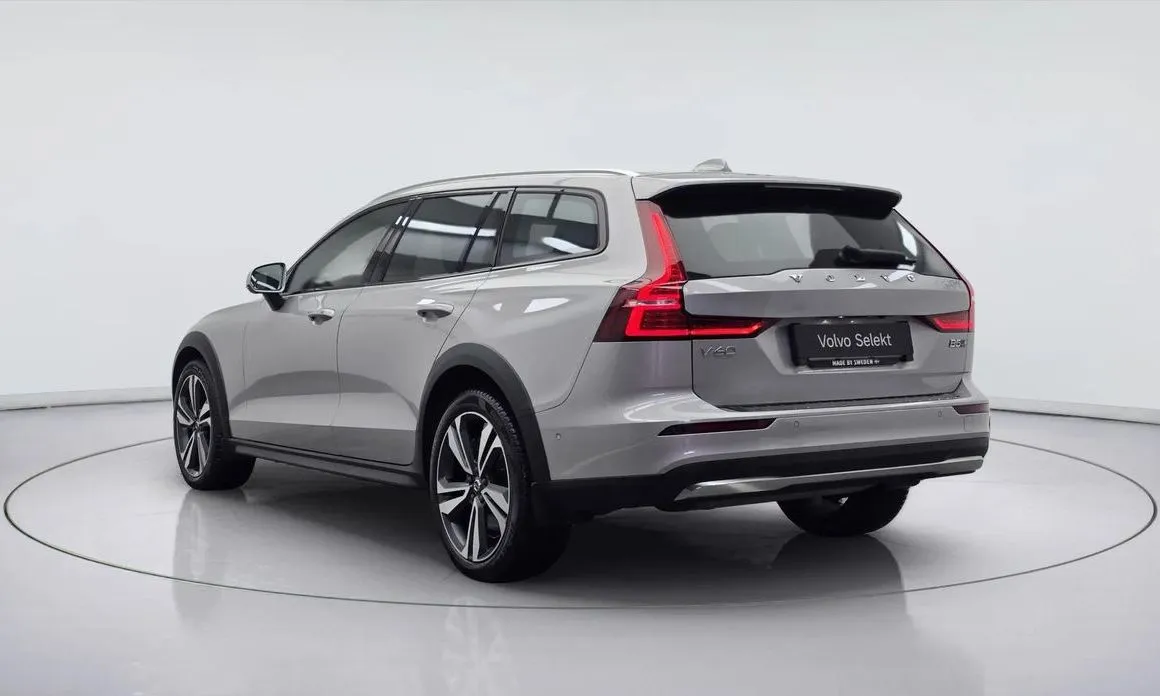 Volvo V60 — фото 3