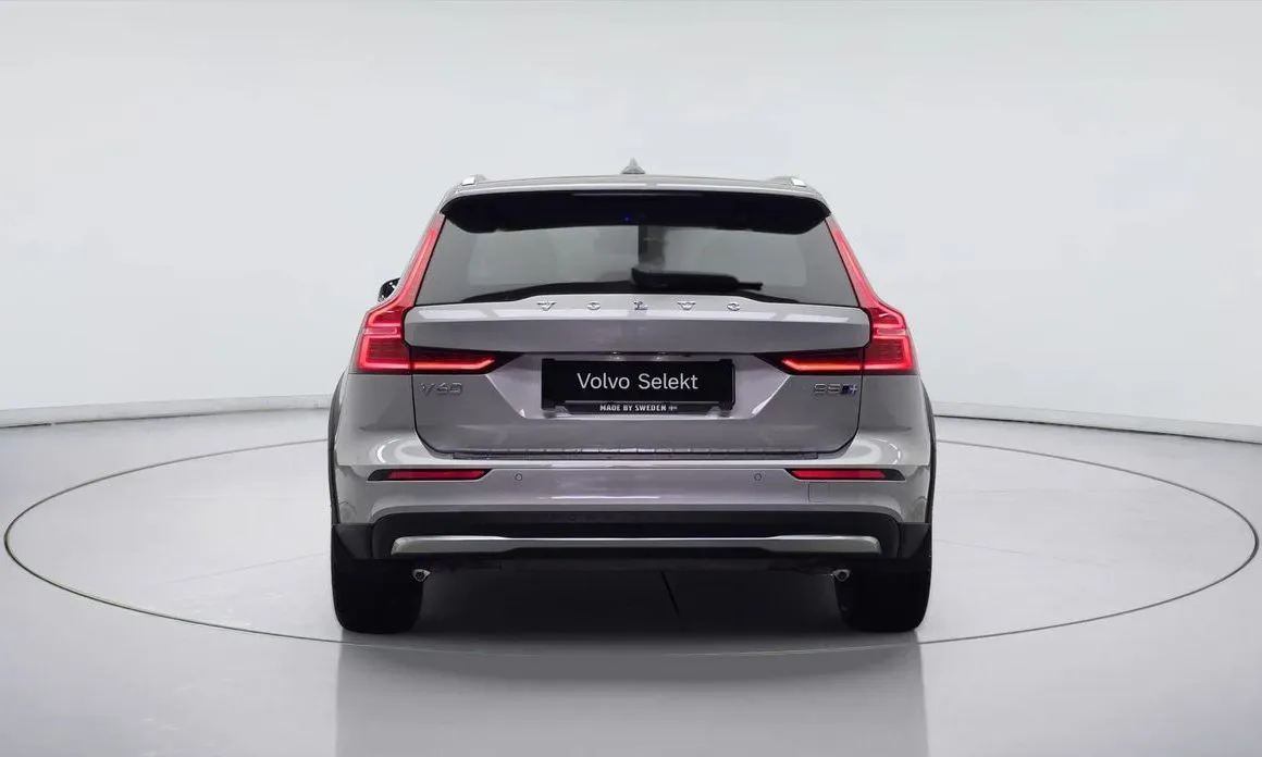 Volvo V60 — фото 2