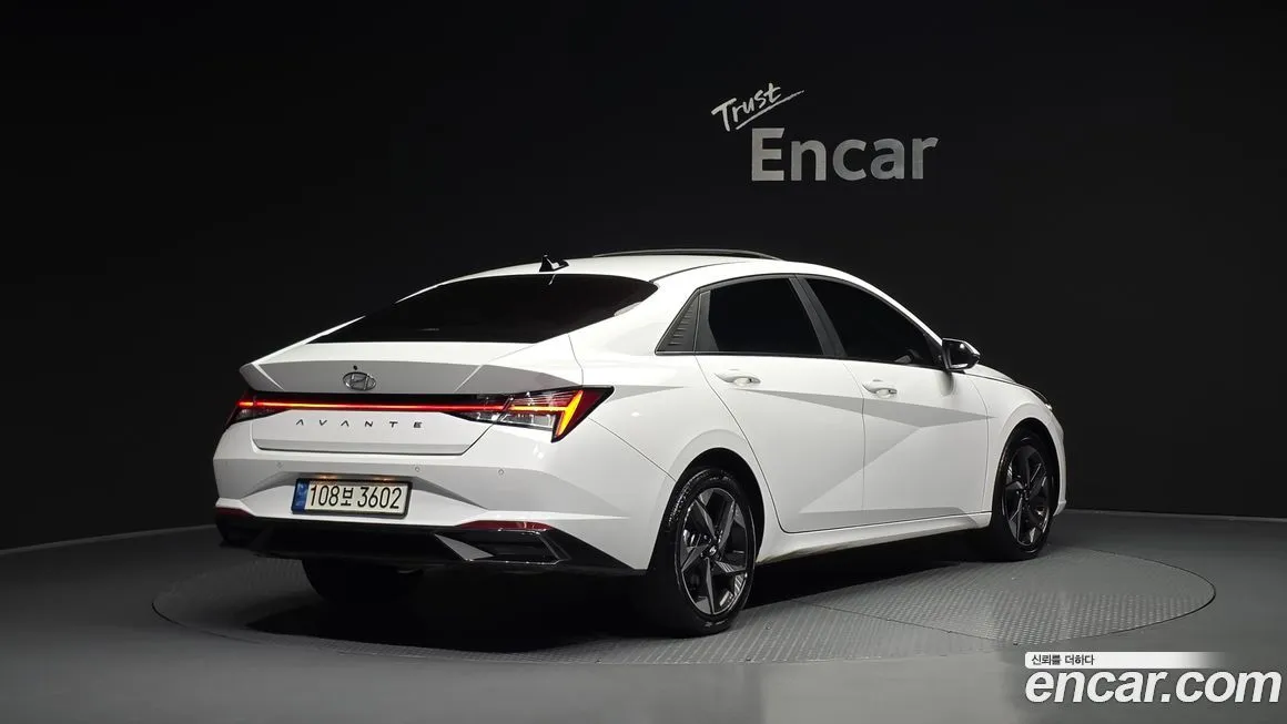 Hyundai AVANTE — фото 2