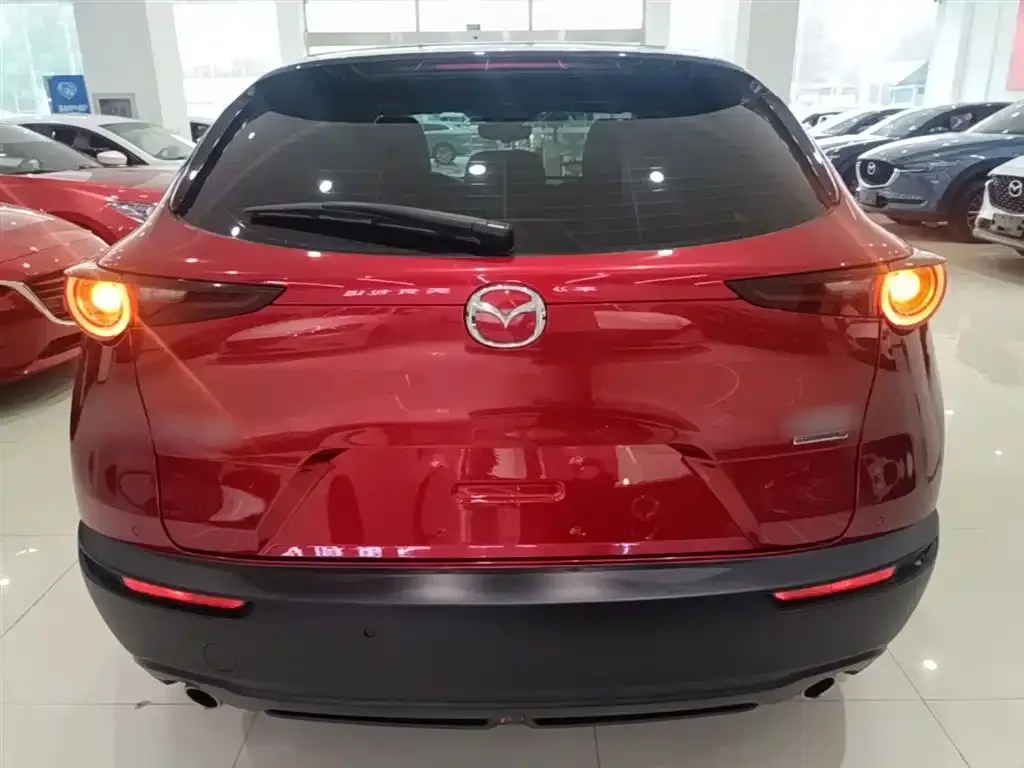 Mazda CX-30 — фото 4