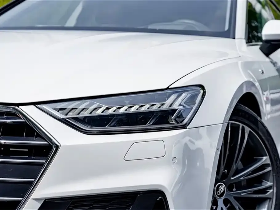 Audi A7 — фото 2