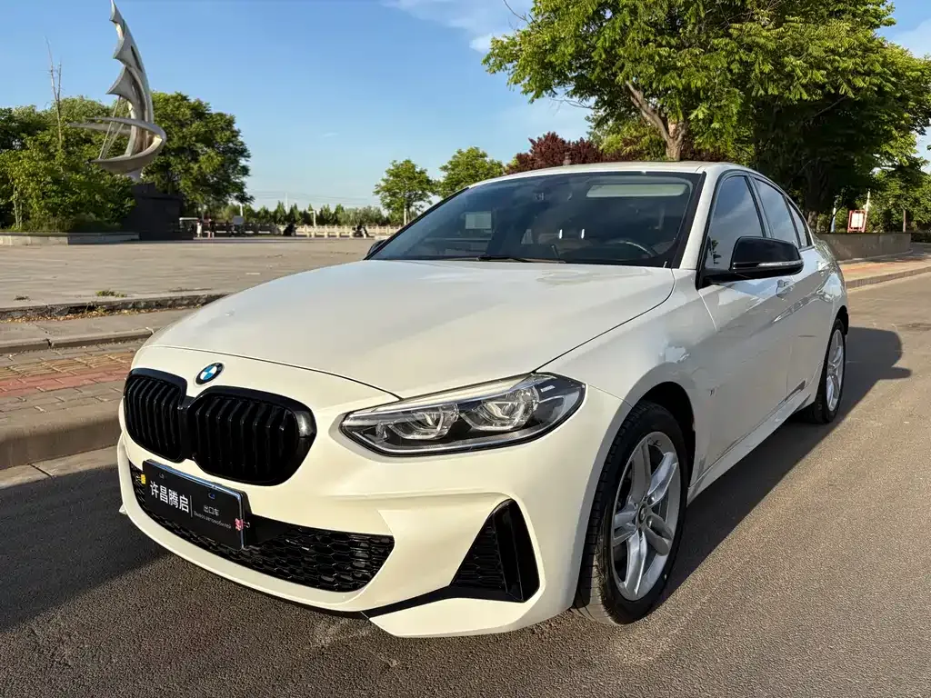 BMW 1 Series — фото 1