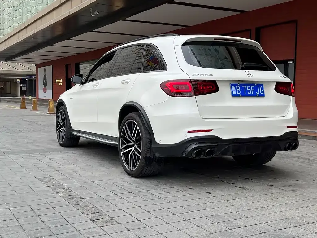 Mercedes-Benz GLC AMG — фото 2