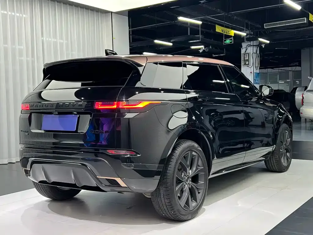 Land Rover Evoque — фото 10