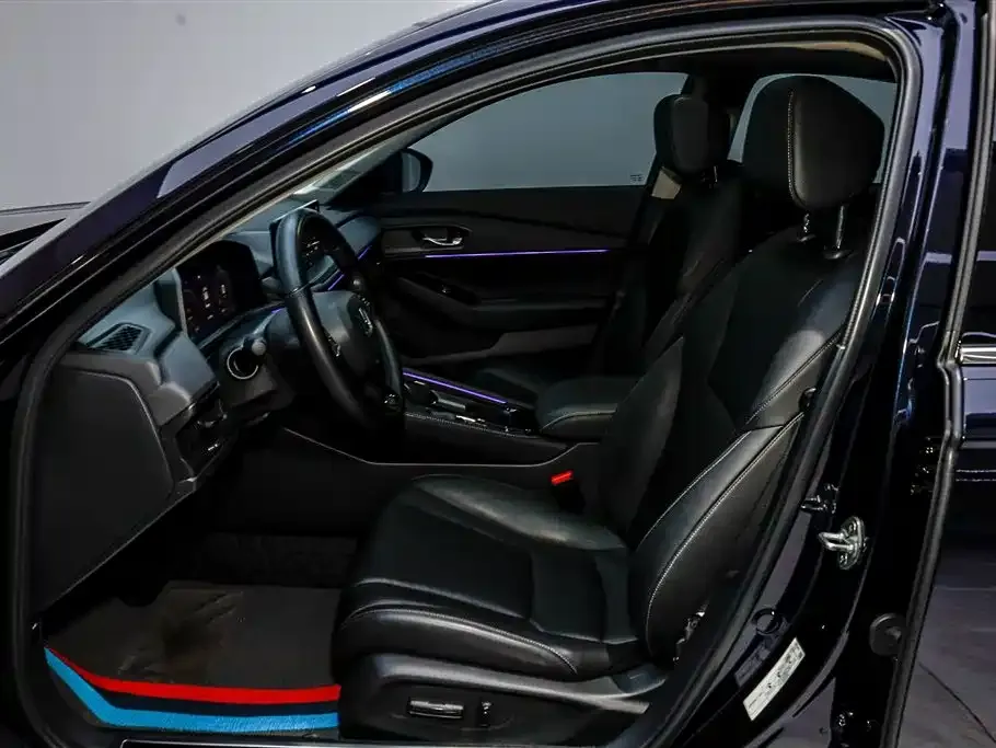 Honda Accord — фото 10