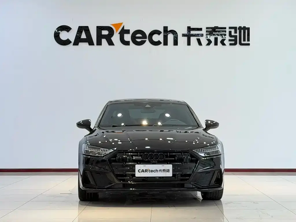Audi A7L — фото 2