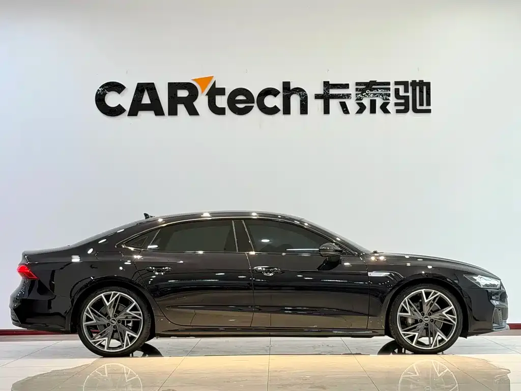 Audi A7L — фото 3