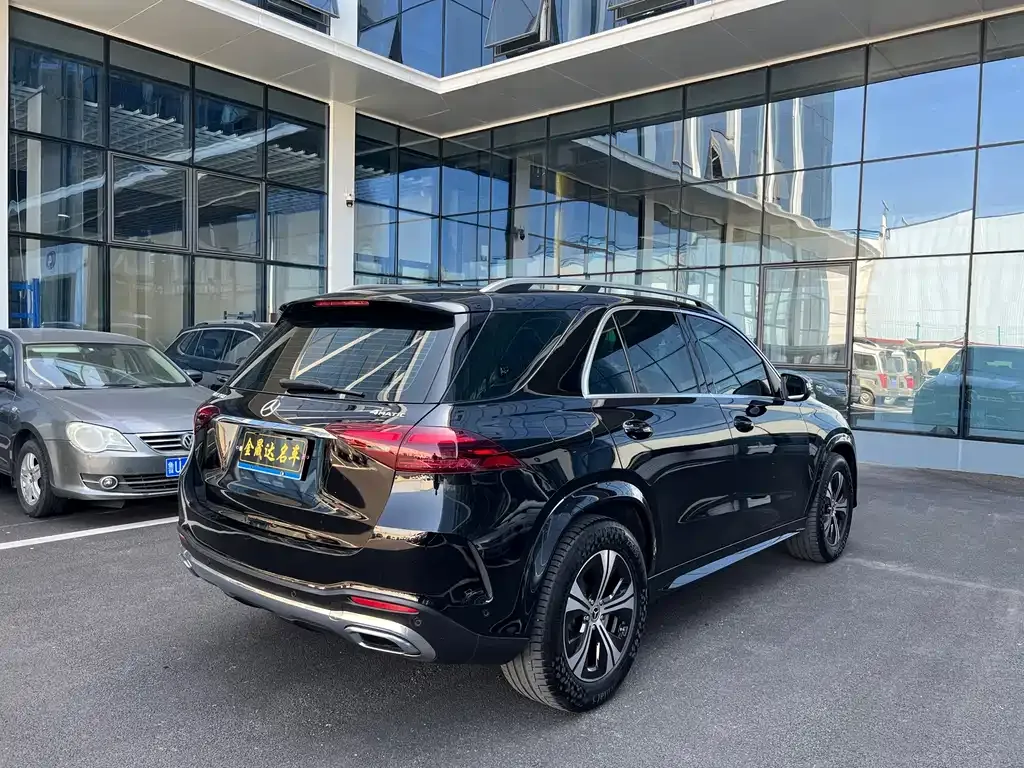 Mercedes-Benz GLE — фото 8