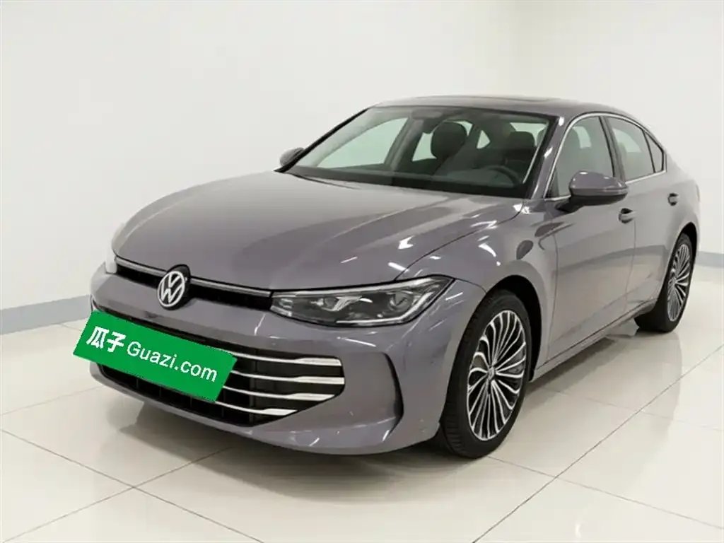 Volkswagen Passat — фото 1