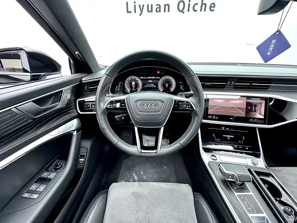 Audi A6L — фото 6