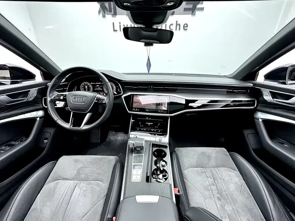 Audi A6L — фото 7