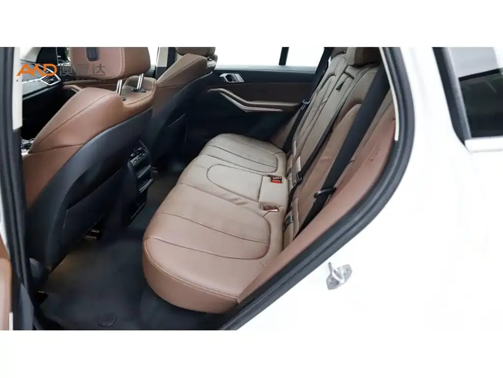 BMW X5 (Import) — фото 3