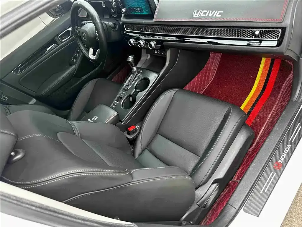 Honda Civic — фото 8