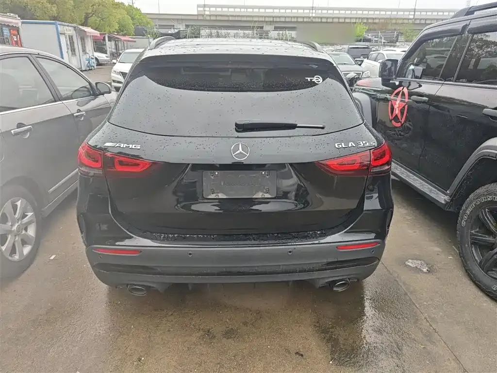 Mercedes-Benz GLA AMG — фото 10