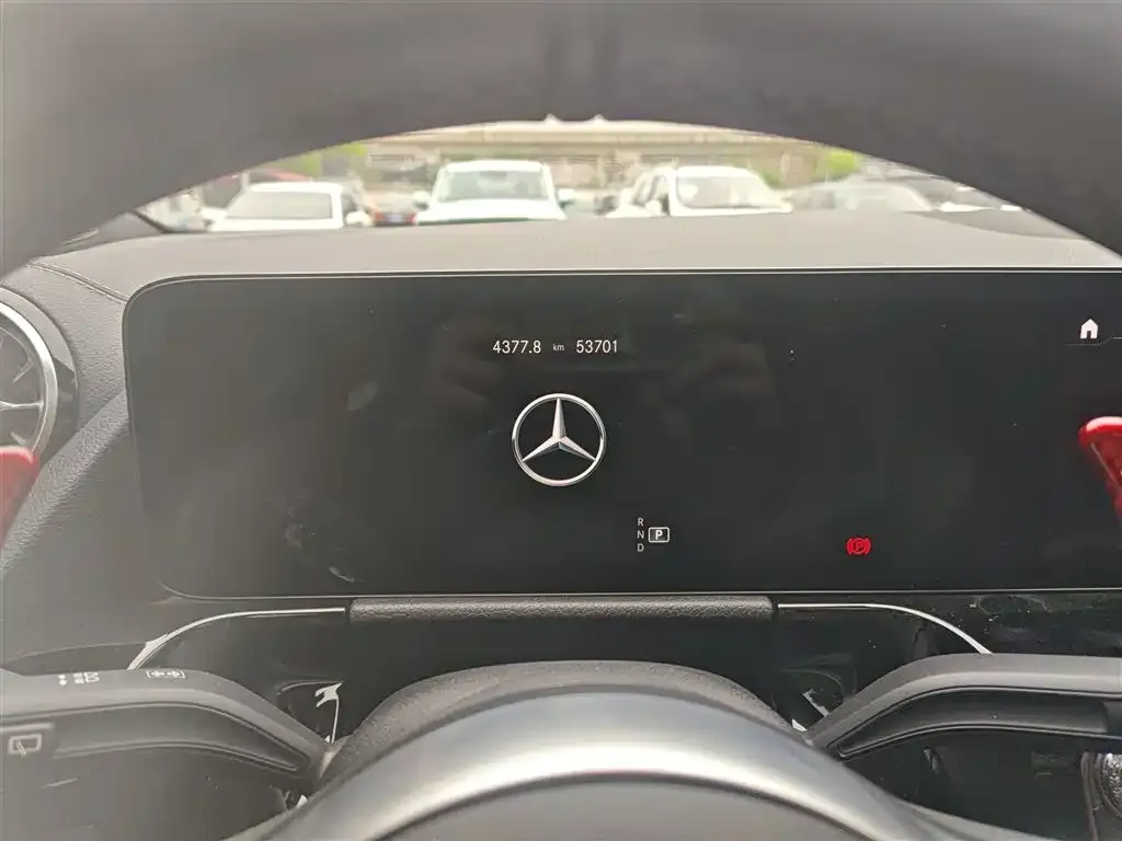 Mercedes-Benz GLA AMG — фото 2