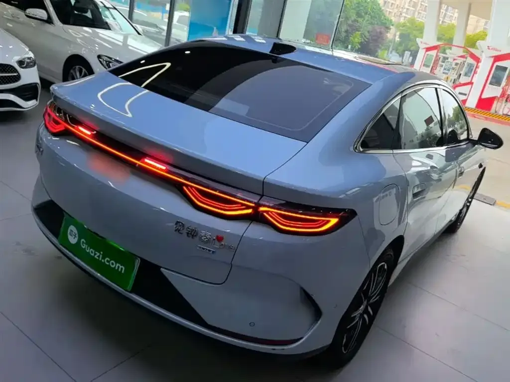 BYD Qin L — фото 7