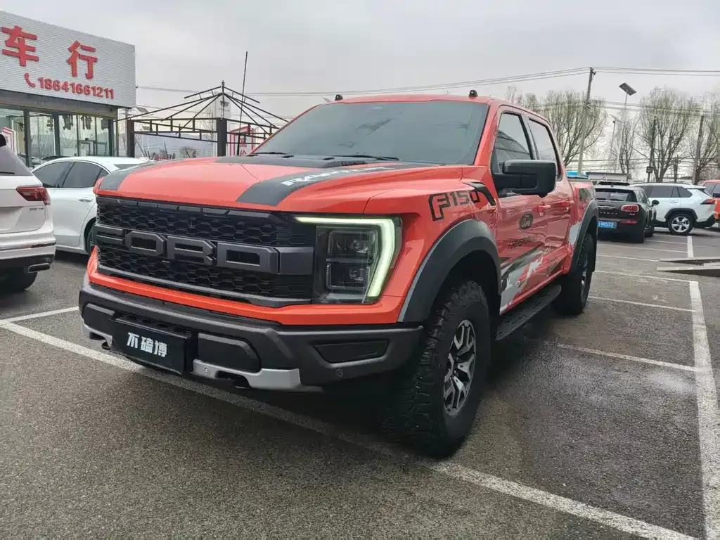 Ford F-150 Raptor — фото 1